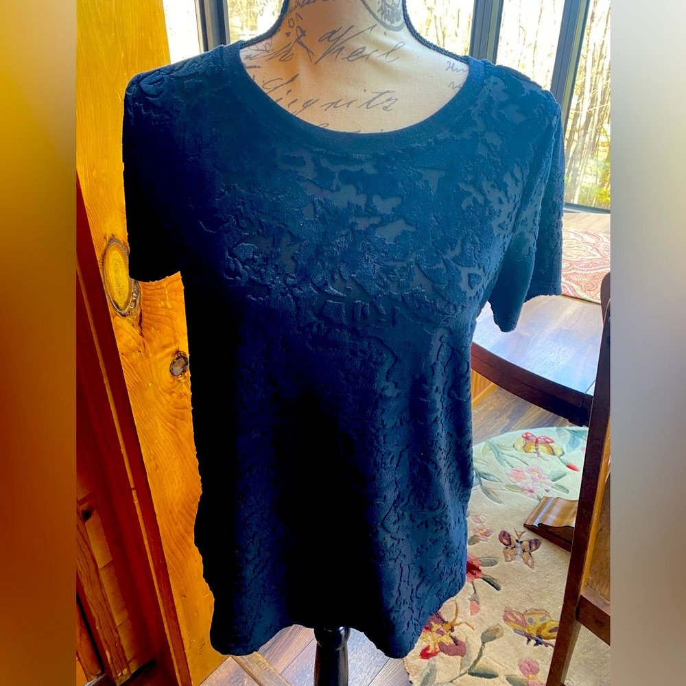 Dex Black Short Sleeve Tee Casual Comfort